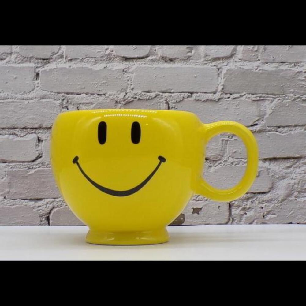 Happy Face Yellow Mug